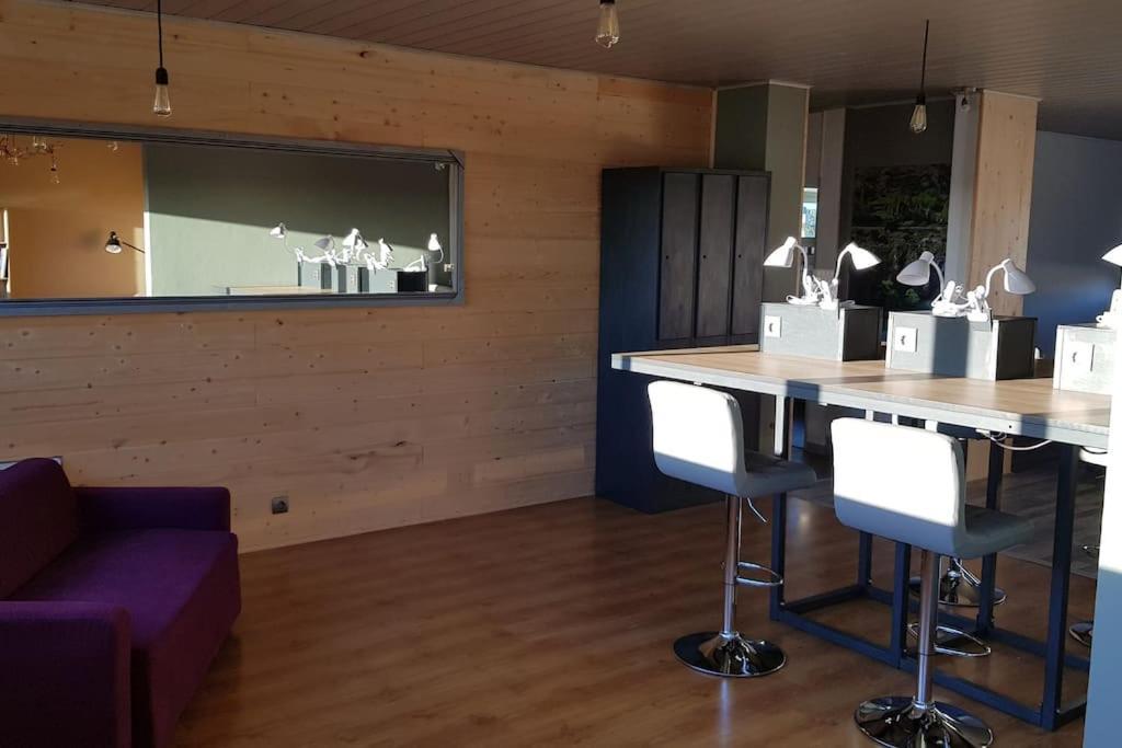 Bed & Working - Tramway - Chambres Partagees De 4 Lits Toulouse Exterior photo